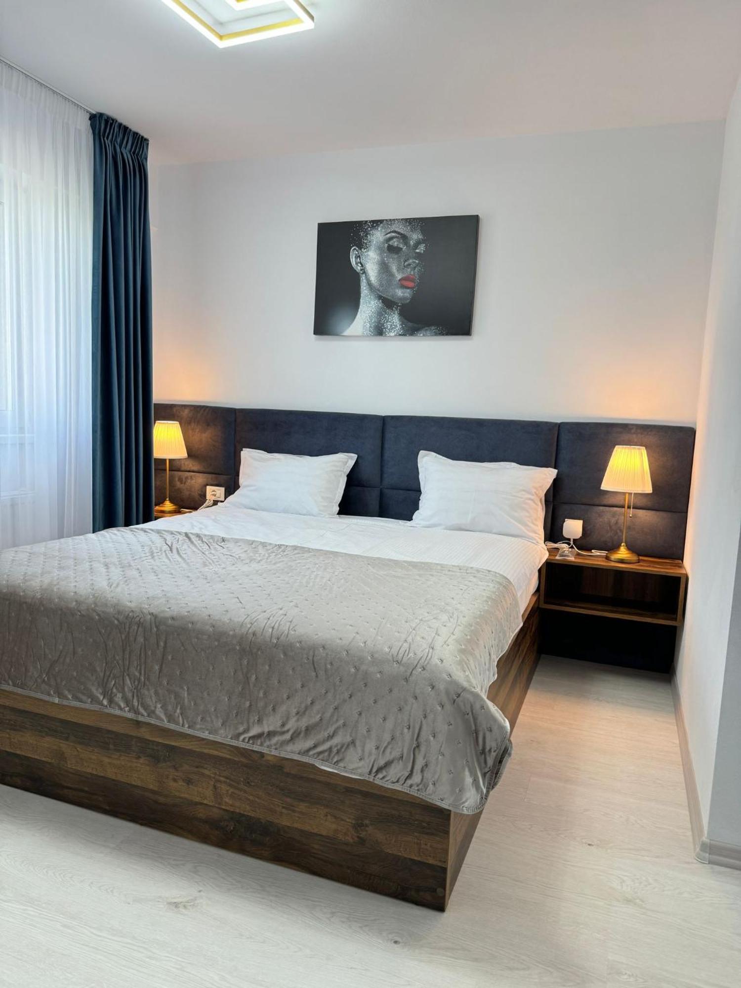 Palladium Apartament ブラショフ エクステリア 写真